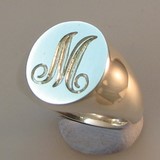 Single initial signet ring